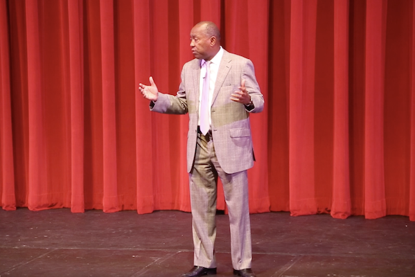 Mayor Turner speaks to students about Harvey, mayorship in SPEC event