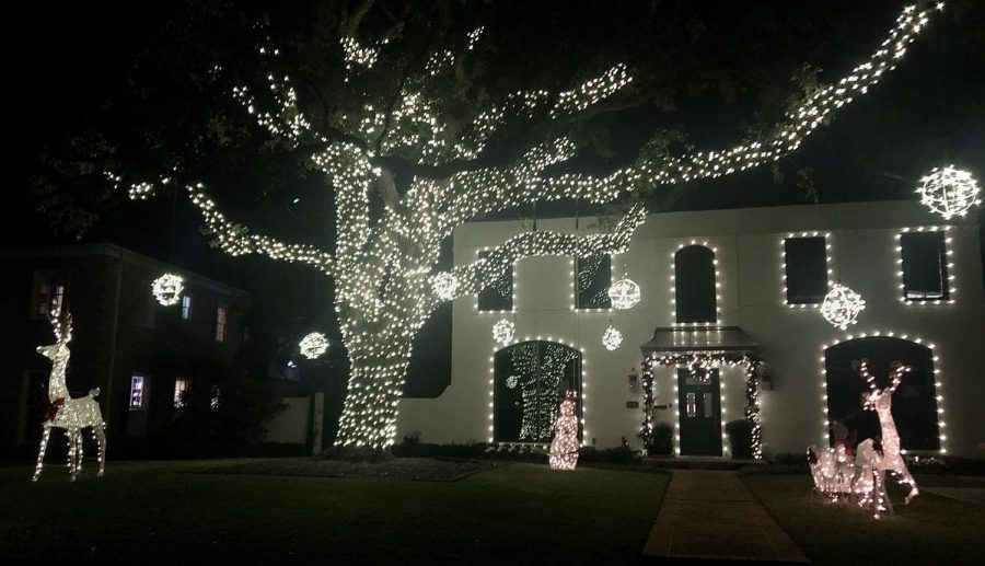 Video: Christmas lights in River Oaks