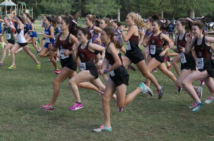 Despite the official cancellation of all SPC-affiliated meets, the boys’ and girls’ cross-country teams have continued to practice. 
