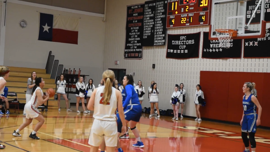 Video: Girls basketball plays Episcopal