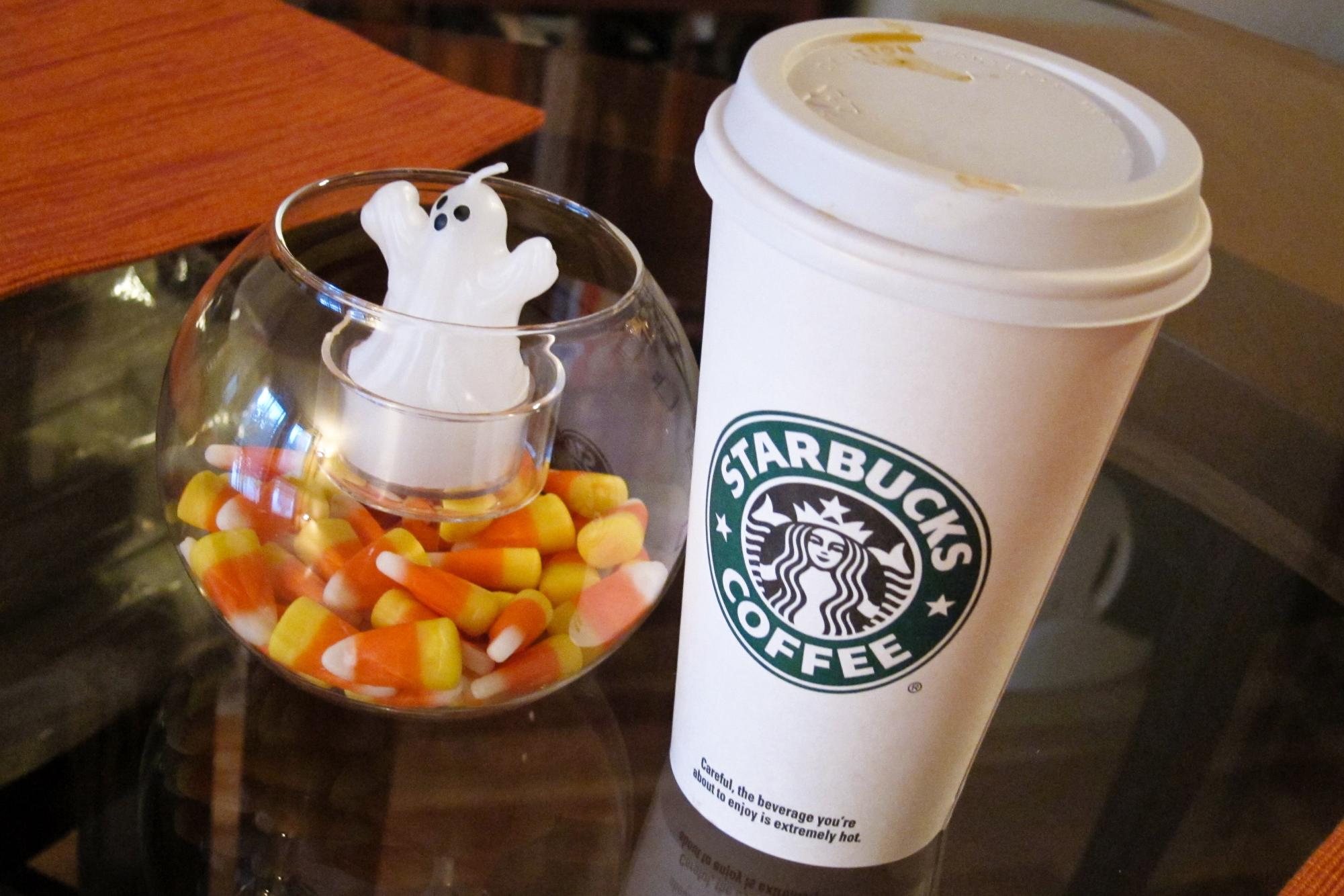 As the fall season begins, Starbucks is busy releasing two brand new drinks to celebrate the cooler weather and fall vibes.